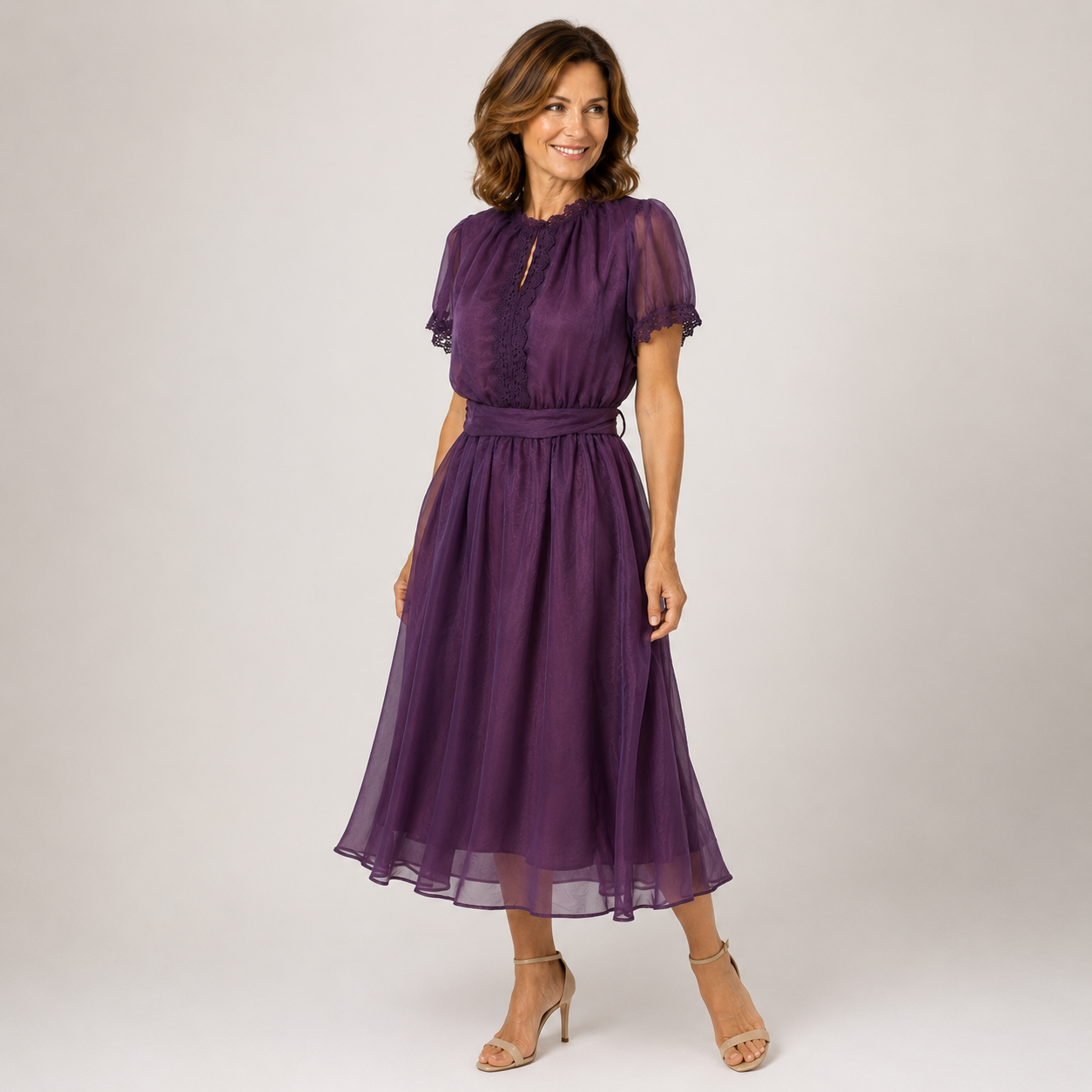 Franziska | Maxikleid mit Tropfenausschnitt und Chiffon-Spitzenbesatz