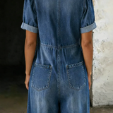 Maja | Kurzer Jumpsuit mit V-Ausschnitt