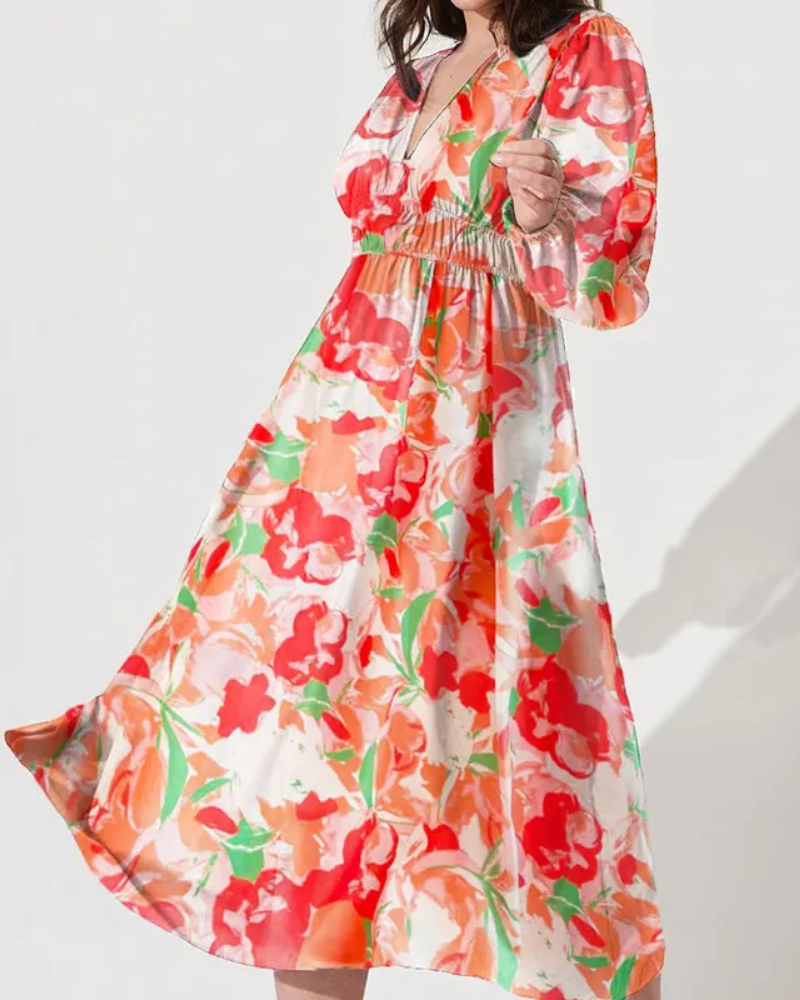 Carolin | Feminines Kleid mit Blumenmuster