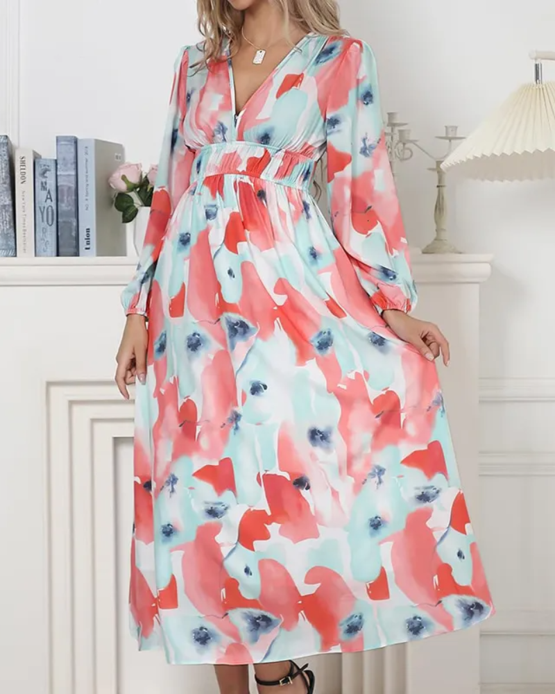 Carolin | Feminines Kleid mit Blumenmuster
