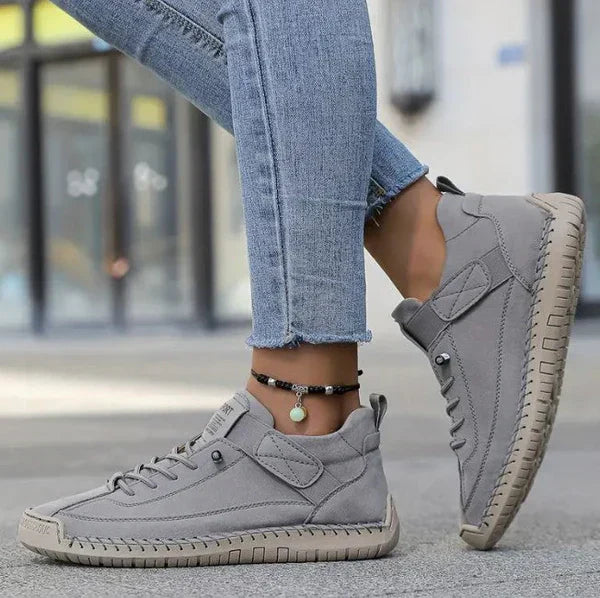 Gisela - Bequeme orthopädische Schuhe mit Ledereffekt